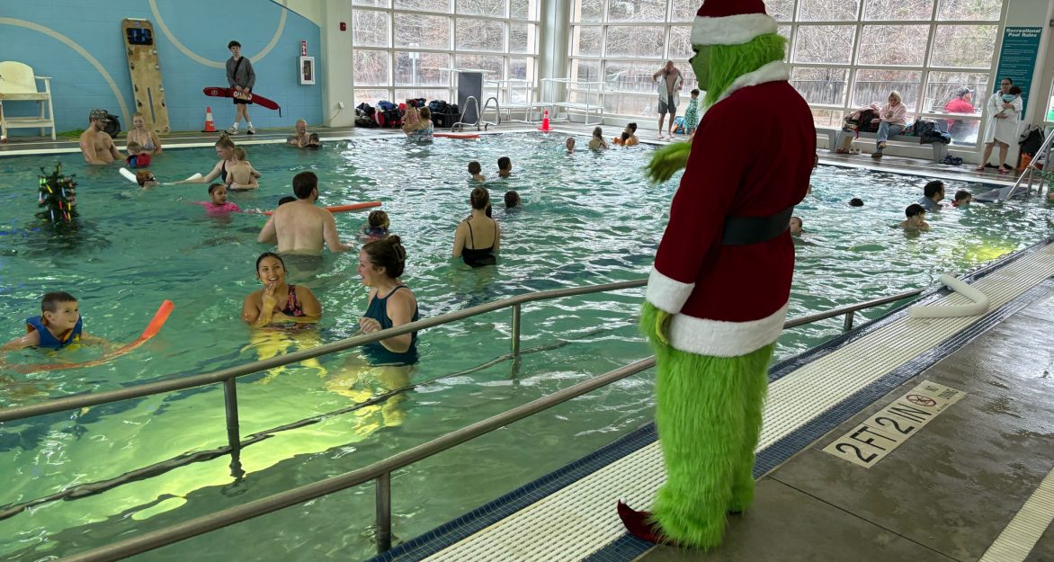 The Grinch's pool party
